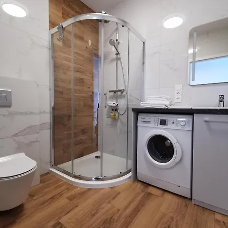 Garbary 32 Z Klimatyzacja - Air-conditioning * 포즈난